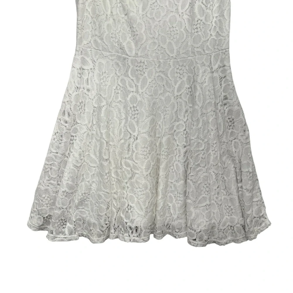 City Studio White Lace Fit Flare Dress Sleeveless Scalloped Neckline Size‎ 11